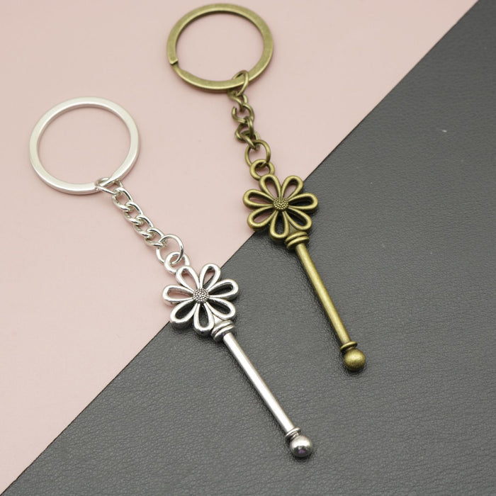 Metal Minimalist Flower Keychain Key Ring Gift