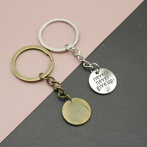 Zinc Alloy Never Give Up Quote Keychain Gift