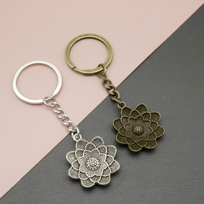 Zinc Alloy Simple Flower Keychain Bag Charm Gift – Antique Copper