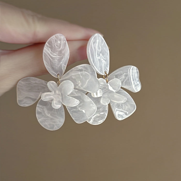Korean Style Resin Gradient Flower Stud Earrings With Silver Needle Posts For Women