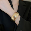 European American Style Geometric Metal Bangle With Bold Ring Design Statement Jewelry view 4