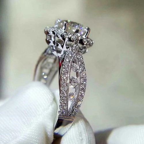 Dainty Starry Micro Pave Zircon Flower Ring For Women Fashion Wedding Band Jewelry