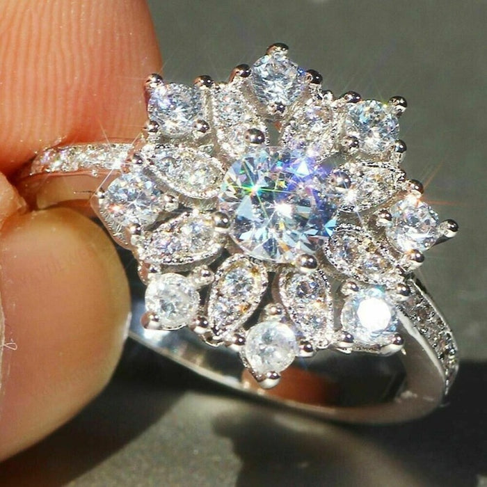European American Snowflake Ring For Women Light Luxury Niche Designer Fashion Index Finger Ring
