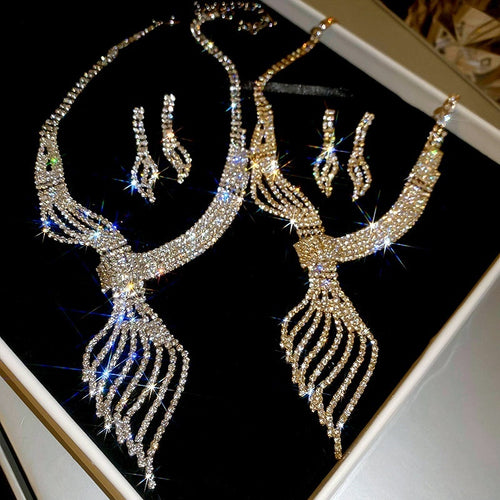 Light Luxury Alloy Leaf Rhinestone Necklace Jewelry Set For Women Elegant Collarbone Chain