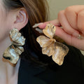 3D Floral Alloy Drop Earrings Elegant Minimalist High-End Metal Statement Earrings For Women view 4