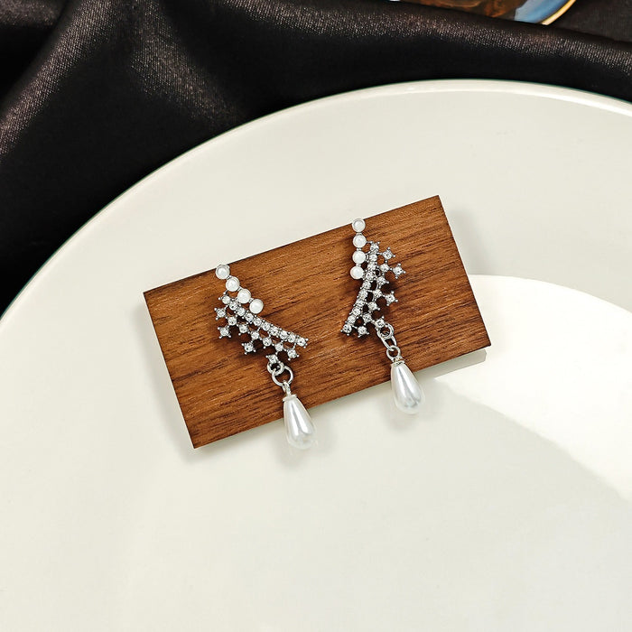 Elegant Geometric Fan Shaped Zircon Rhinestone Teardrop Pearl Dangle Stud Earrings