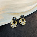 Vintage Luxury Hollow Diamond Shape Black Enamel Rhinestone Zircon Alloy Stud Earrings view 2
