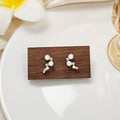 Elegant Korean French Pearl Rhinestone Geometric Stud Earrings Light Luxury Sterling Silver Needle Earrings view 1