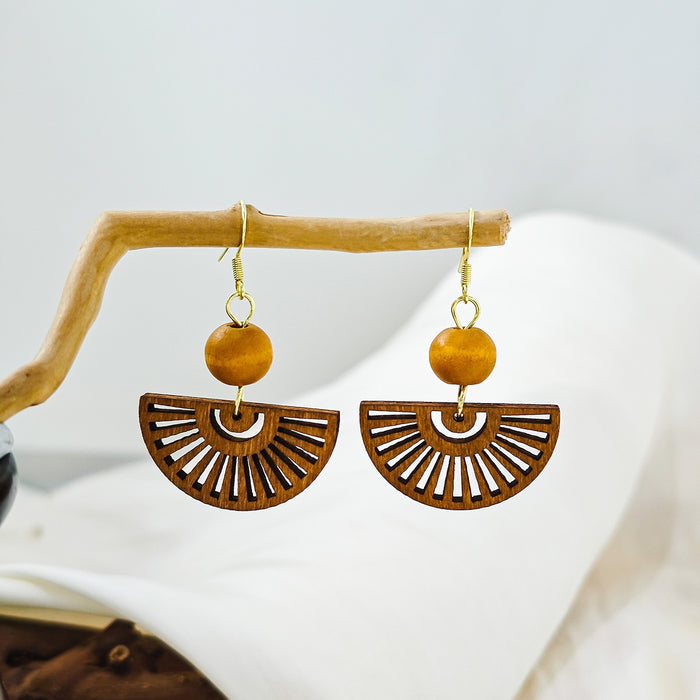 Vintage Bohemian Hollow Fan Shape Wooden Drop Earrings With Alloy Hooks And Bead Ethnic Statement Earrings
