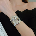 Minimalist Metal Flower Leaf Bangle Elegant High-End Niche Style Women's Bracelet view 3