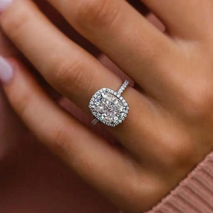 Clear Oval Pigeon Egg Wedding Ring, Luxury Bridal Studio Prop Finger Jewelry For Women