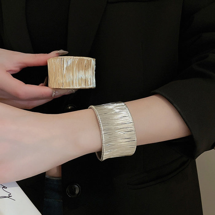 Minimalist Metal Grid Line Bangle, European American Niche Fashion Premium Style Bracelet