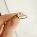 Minimalist Floral Signet Ring With Sunflower Pattern, Fresh Niche Design Index Finger Ring For Men Women view 1