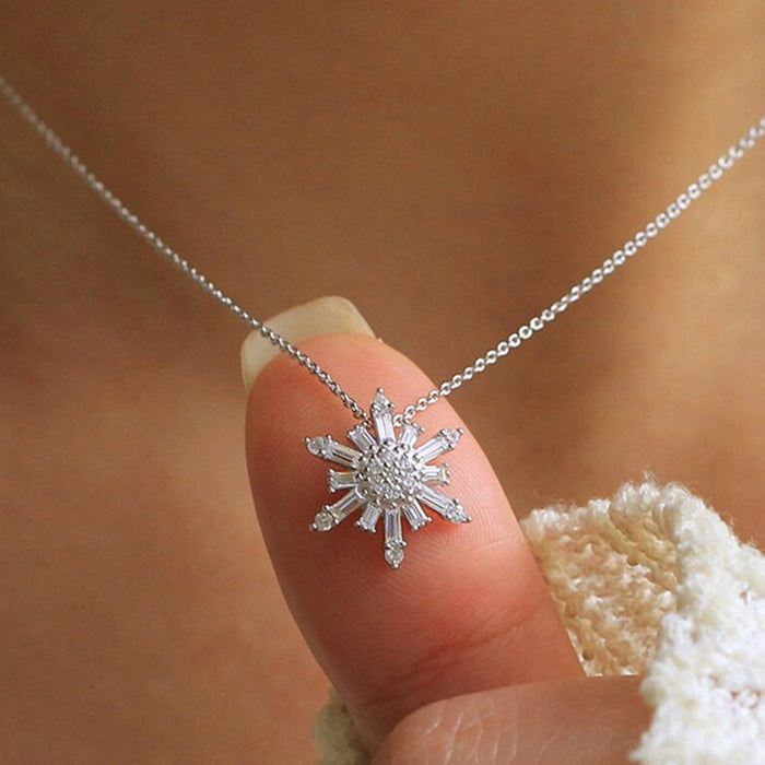 Princess Sparkling Icicle Snowflake Pendant Necklace, Sweet Collarbone Chain Gift For Women