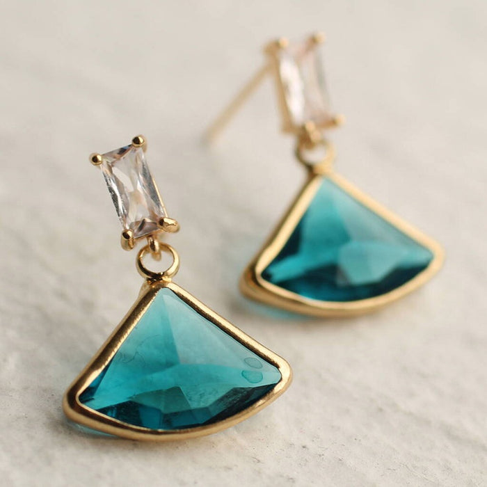 Royal Vintage Fan Shaped Luxury Earrings Noble Princess Queen Style Women's Elegant Ear Jewelry