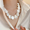 Fresh Shell Geometric Round Line Pendant Necklace For Women Summer Vacation Minimalist Collarbone Jewelry view 3