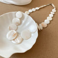 Fresh Shell Geometric Round Line Pendant Necklace For Women Summer Vacation Minimalist Collarbone Jewelry view 4