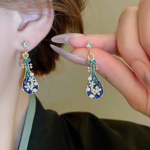 New Chinese Style Pipa Faux Pearl Rhinestone Stud Earrings, Elegant Geometric Silver Needle Jewelry