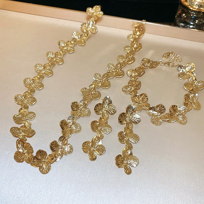 Light Luxury Alloy Flower Stud Earrings Bracelet Necklace Jewelry Set For Women