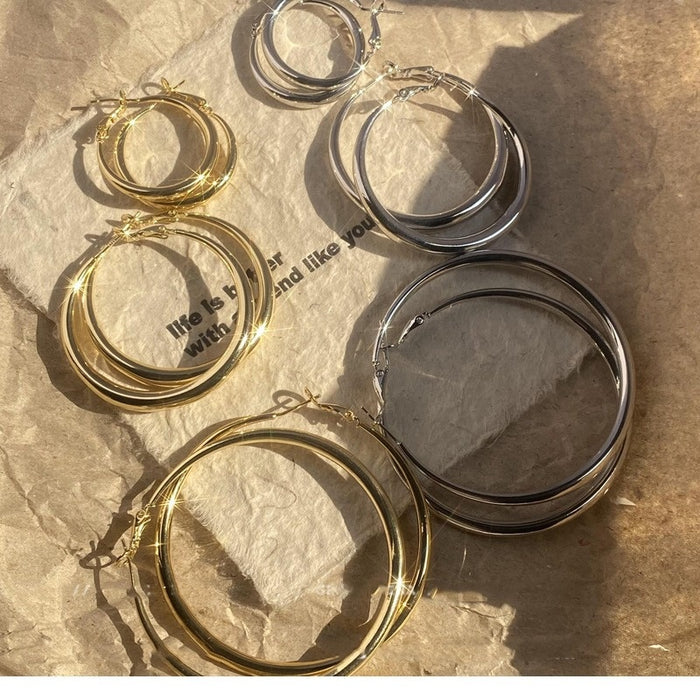 Chic Geometric Zinc Alloy Hoop Earrings With Silver Pins, Minimalist Light Luxury Ear Jewelry