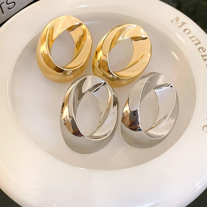 Minimalist Metal Geometric Ring Stud Earrings For Women, Light Luxury Fashion Designer Style