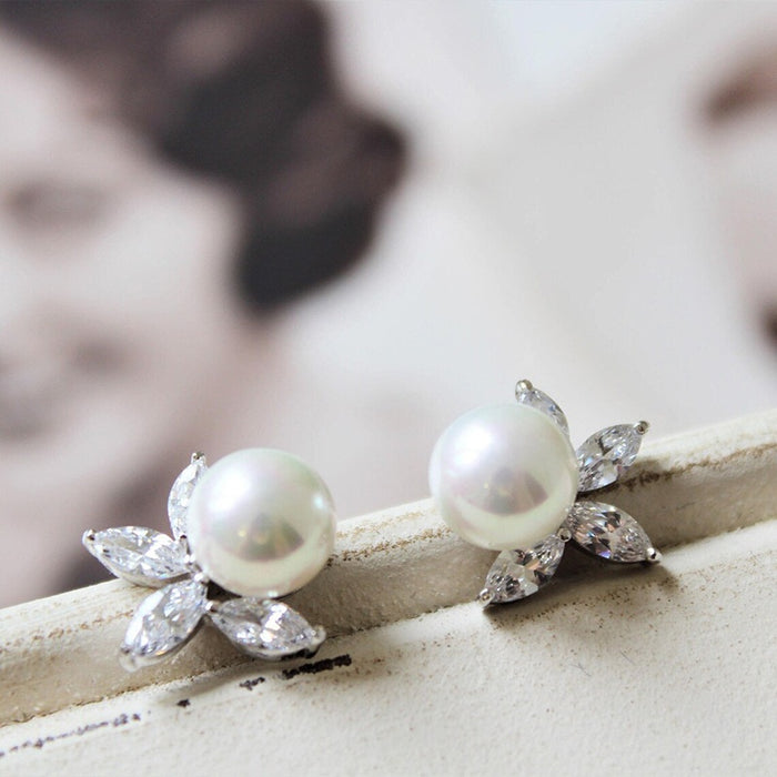 Korean Elegant Faux Pearl Flower Stud Earrings French Style Floral Ear Jewelry