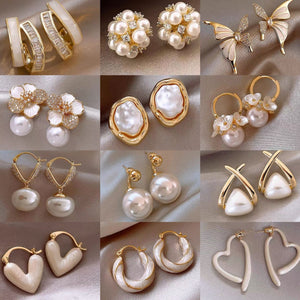 Gold Plated Silver Pin Faux Pearl Flower Stud Earrings Chic Light Luxury Fashion Jewelry
