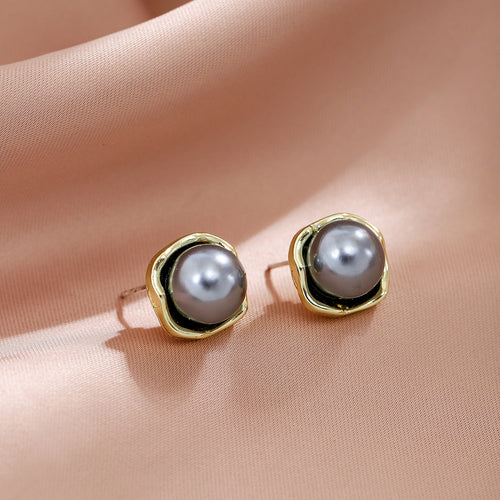 Elegant Vintage Geometric Square Alloy Grey Pearl Studs For Women Korean Daily Light Luxury Earrings
