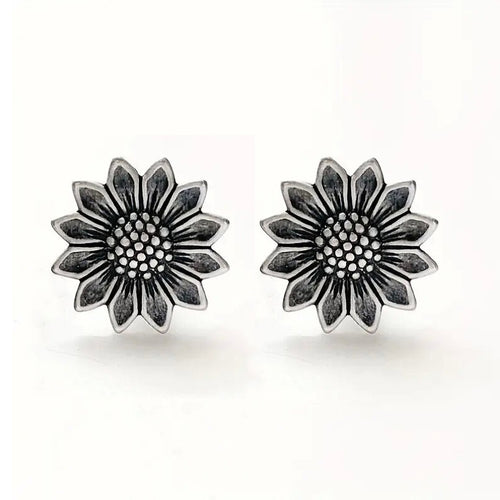 Vintage Metal Daisy Stud Earrings Distressed Sunflower Style Ear Jewelry