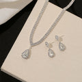 Luxury Rhinestone Geometric Teardrop Pendant Necklace And Crystal Drop Earrings Jewelry Set Earrings view 1