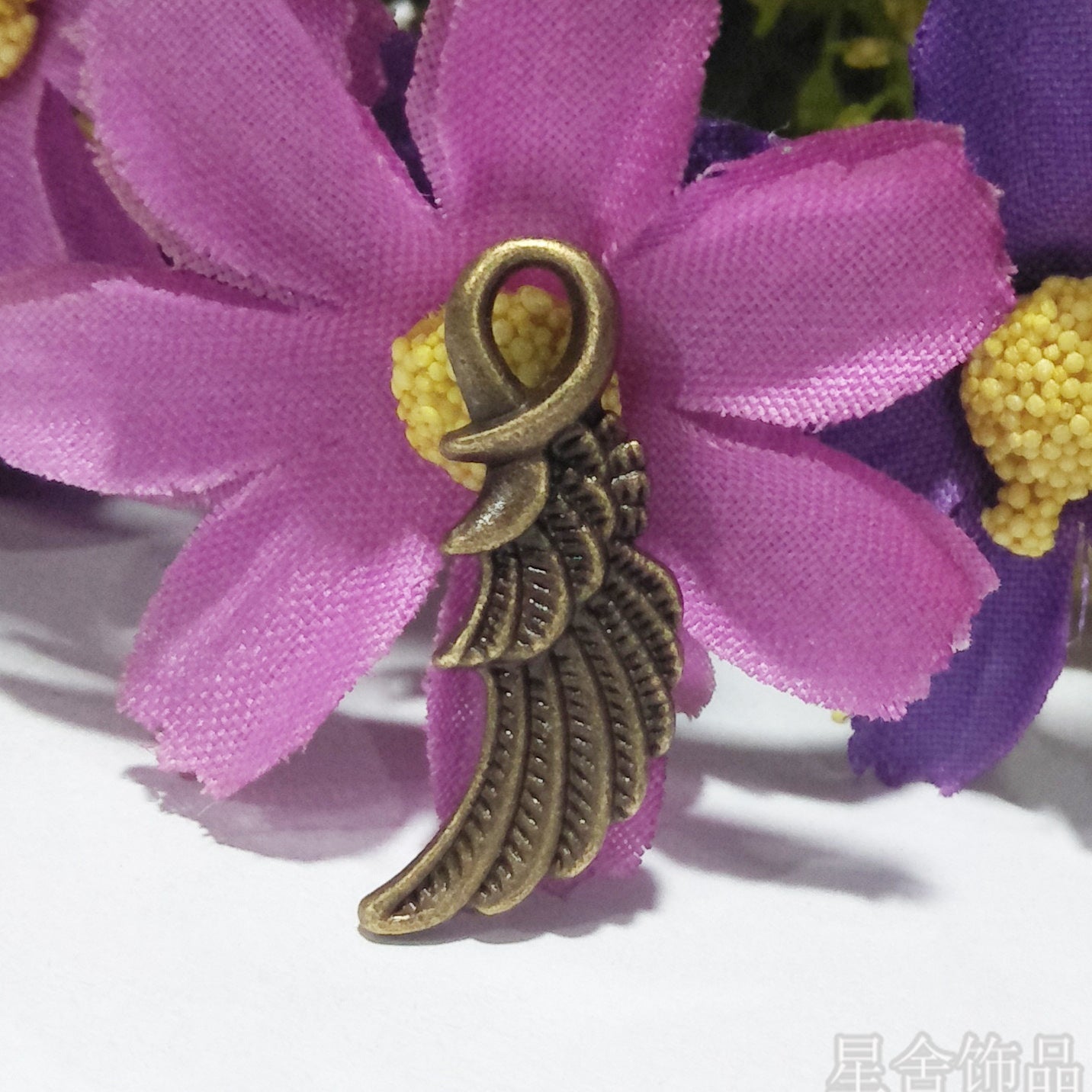 Alloy Feather Wing Charm Pendant 24x10mm