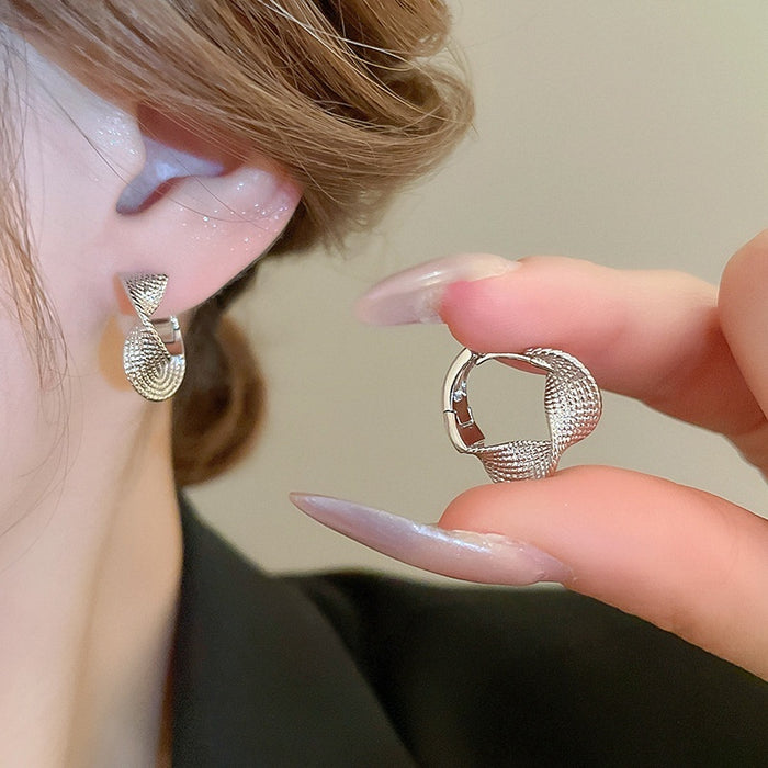 Twisted Copper Ear Cuff Earrings Minimalist Geometric Line Design Chic Cool Style