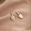 Elegant Shovel Shape Alloy Studs With Sparkling Rhinestone Inlaid Creative Minimalist Women's Earrings view 4