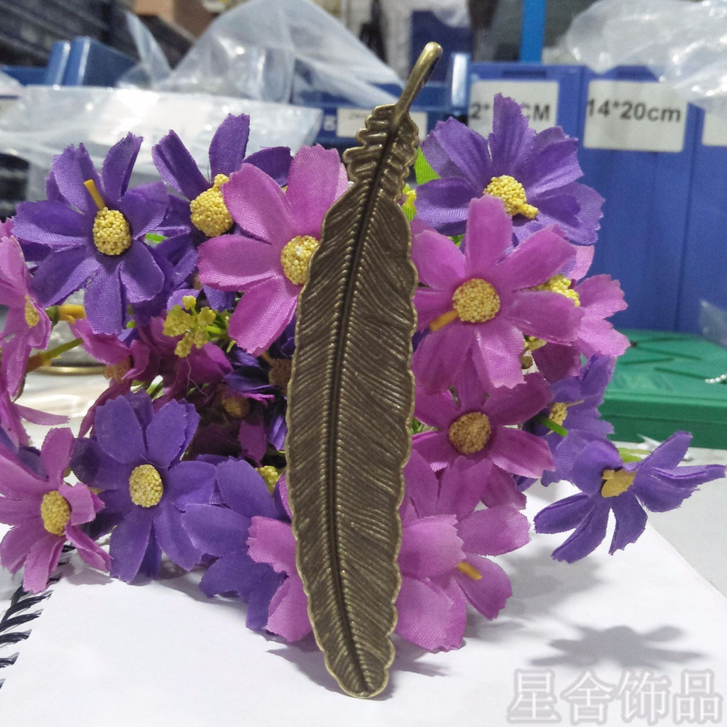 Vintage 105x21mm Alloy Feather Bookmark Pendant