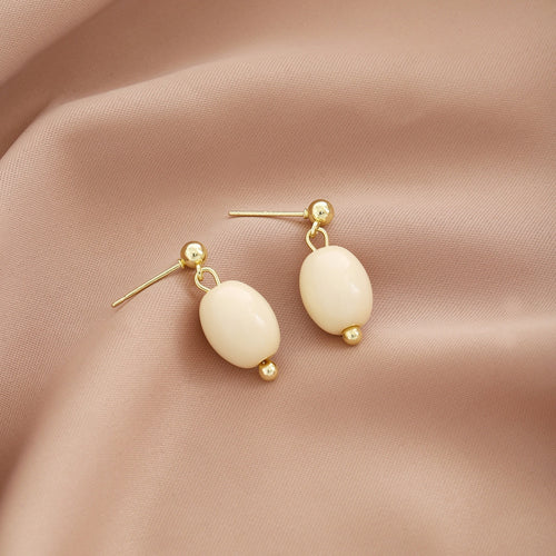 Elegant Vintage Milk White Oval Acrylic Bead Gold Alloy Geometric Drop Stud Earrings