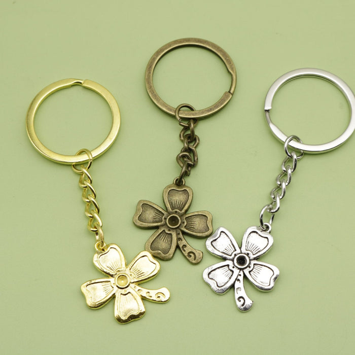 Zinc Alloy Minimalist Four Leaf Clover Keychain Bag Charm