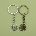 Zinc Alloy Simple Snowflake Keychain Holiday Gift Key Ring view 1