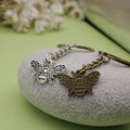 Zinc Alloy Minimalist Bee Keychain Bag Charm Gift view 4