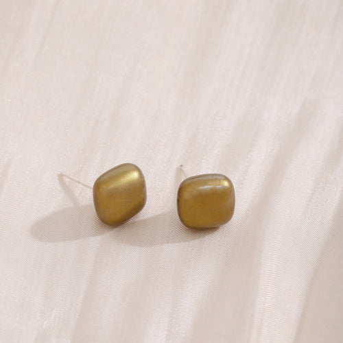 Elegant French Vintage Square Pearl Stud Earrings For Women Minimal Sweet Niche Design Silver Needle Earrings