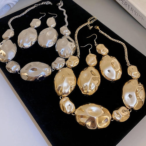 Statement Glossy Wrinkle Oval Iron Earrings And Collarbone Necklace Jewelry Set For Women