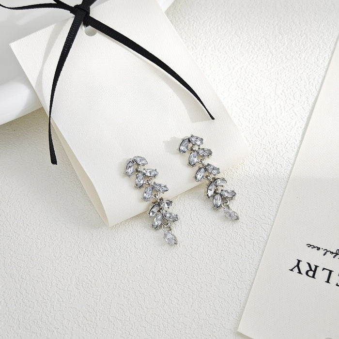 Elegant Silver Needle Rhinestone Leaf Vine Long Drop Earrings Luxury Zircon Bridal Jewelry Earrings