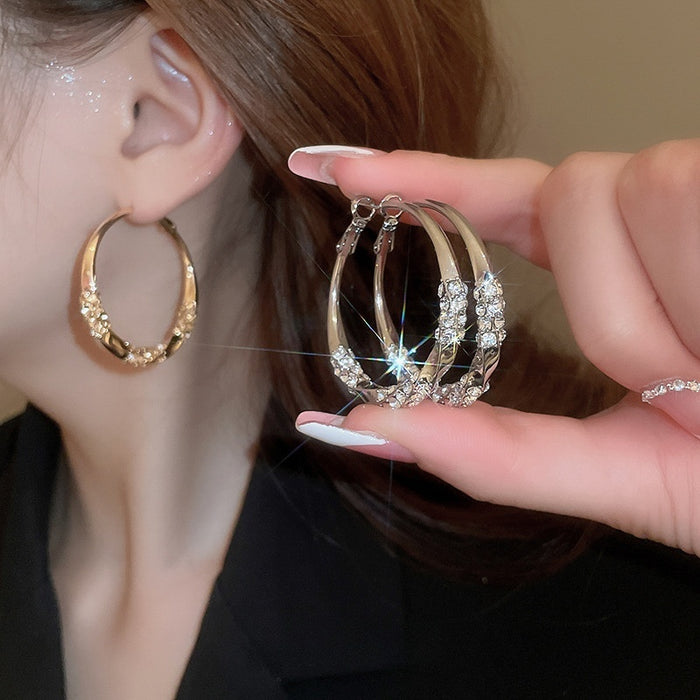 Chic Alloy Twisted Rhinestone Hoop Earrings With Silver Needle Geometric Statement Design