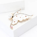 Alloy Pearl Star Butterfly Brooch Pin For Women's Suits view 3