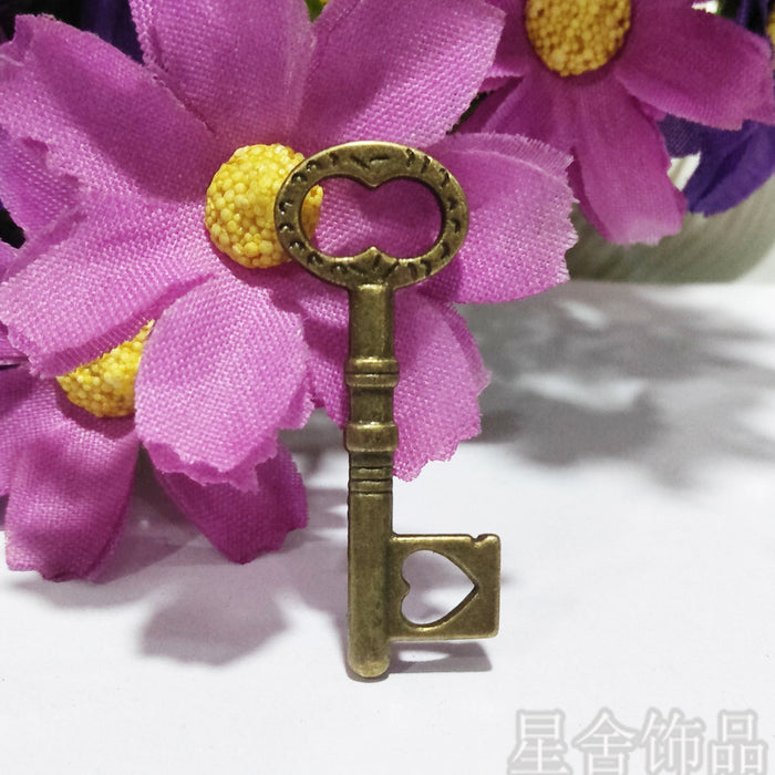 34x10mm Vintage Heart Alloy Keychain Charm