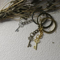 Zinc Alloy Key Shape Keychain Bag Charm Gift Key Ring view 3