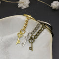 Zinc Alloy Key Shape Keychain Bag Charm Gift Key Ring view 4