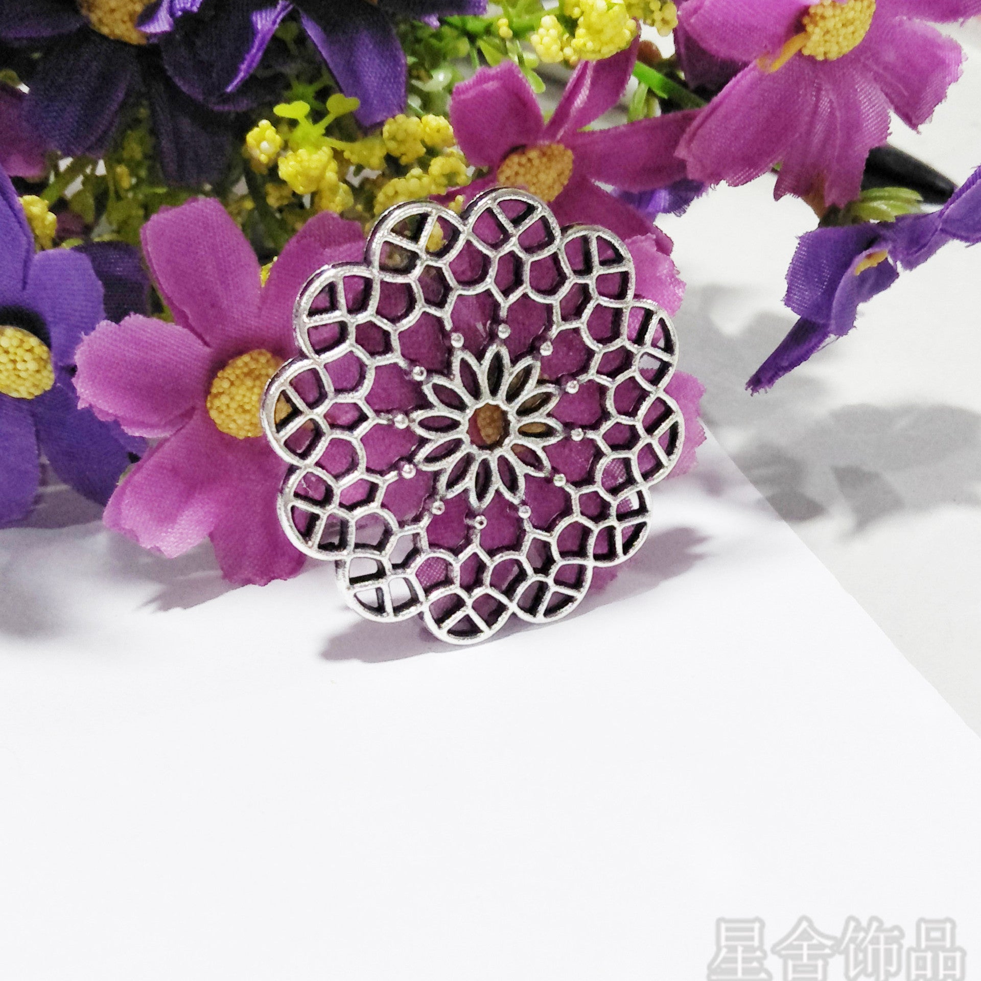 39mm Alloy Filigree Round Charm Pendant