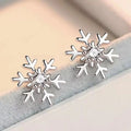 Korean Style Exquisite Snowflake Stud Earrings With Inlaid Zircon For Christmas New Year Jewelry view 1
