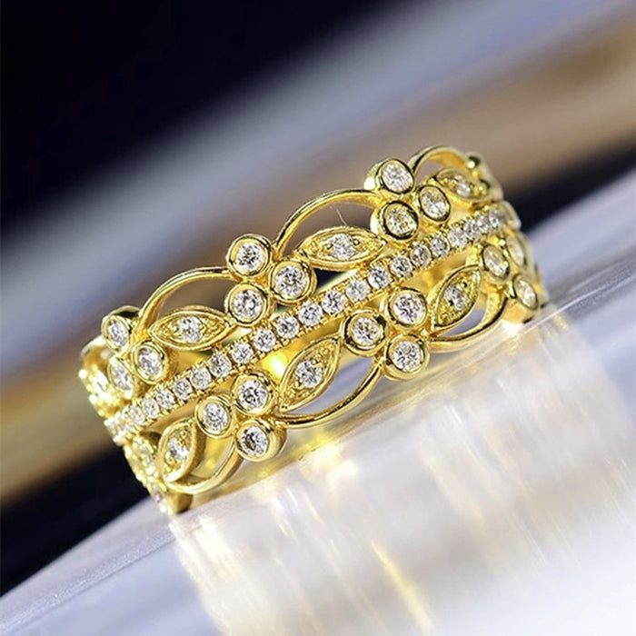 Palace Style Lace Floral Ring For Women With Vintage Geometric Hollow Art Pattern Design