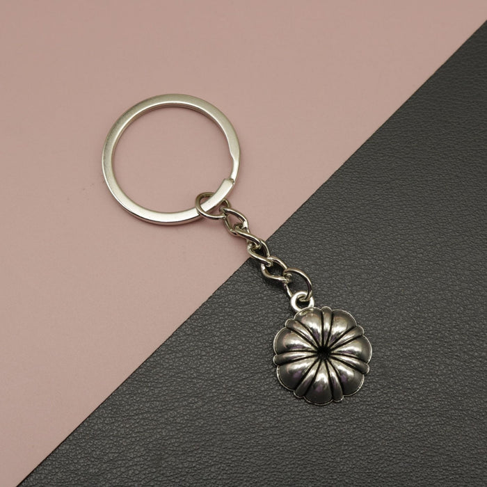 Metal Bundt Cake Keychain Key Ring Bag Charm Gift